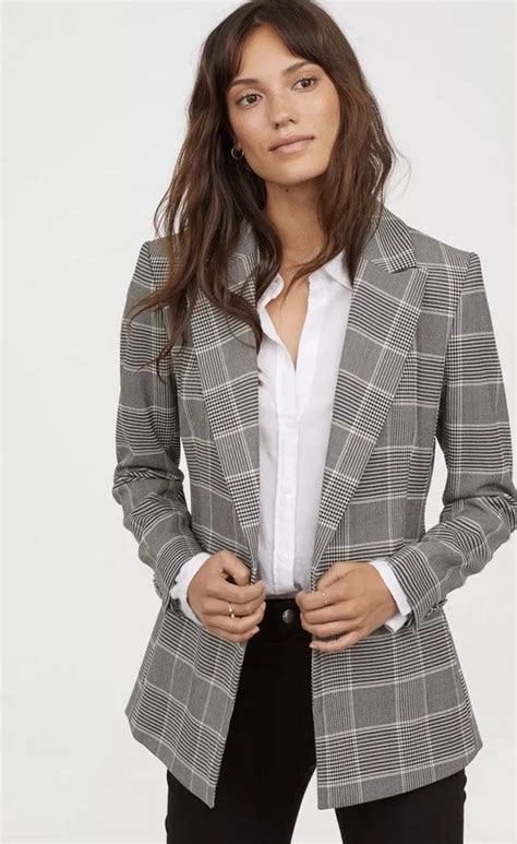 grey check ladies jacket.